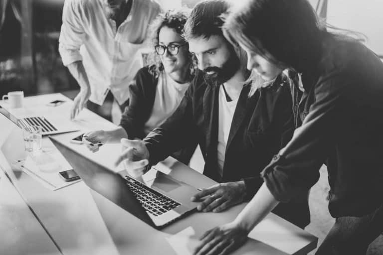 Definet bündelt Know-how mit Partnerunternehmen Disphere Interactive