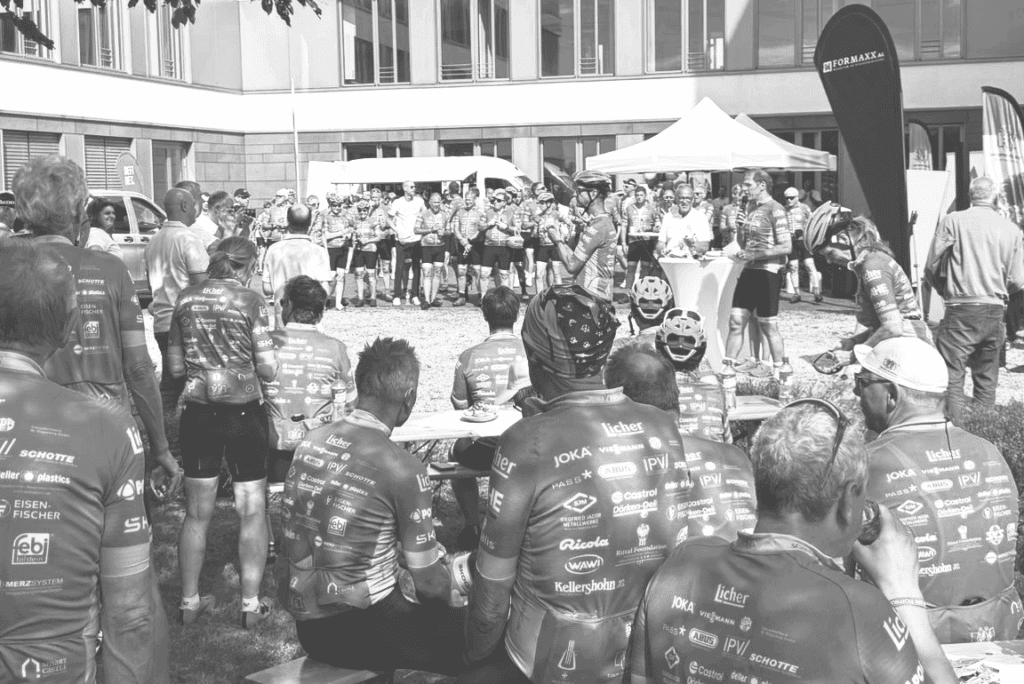 Tour der Hoffnung – jährliche Spendenradtour zugunsten krebskranker Kinder und Jugendlicher in Deutschland